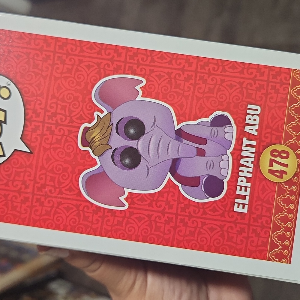 Disney Aladdin Elephant Abu Vinyl Figure - Picture 2 of 5